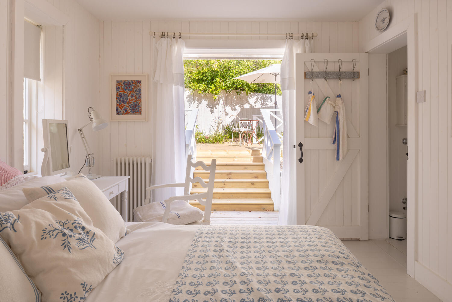 chambre décoration campagne chic maison blanche en bord de mer