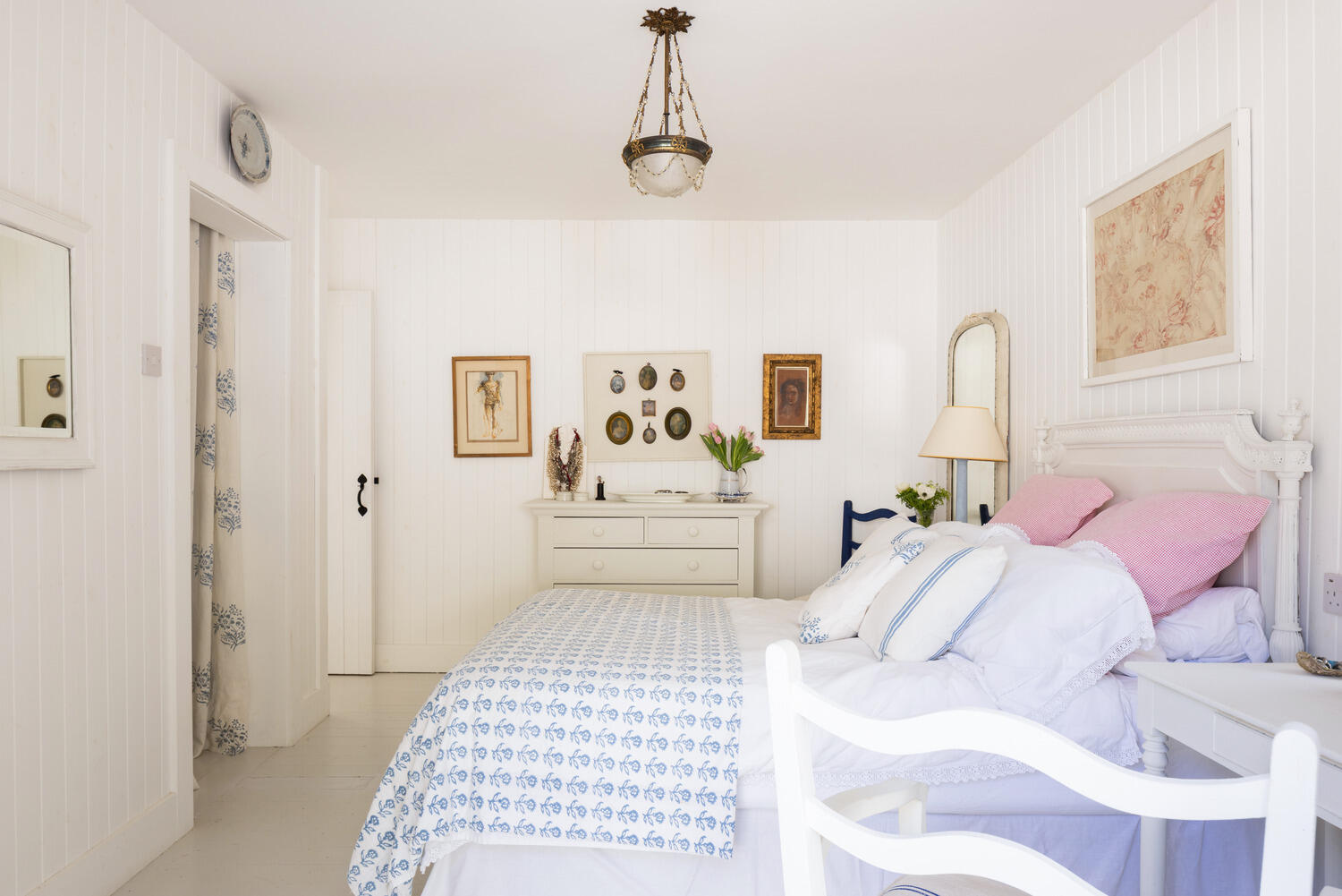 chambre décoration campagne chic maison blanche en bord de mer