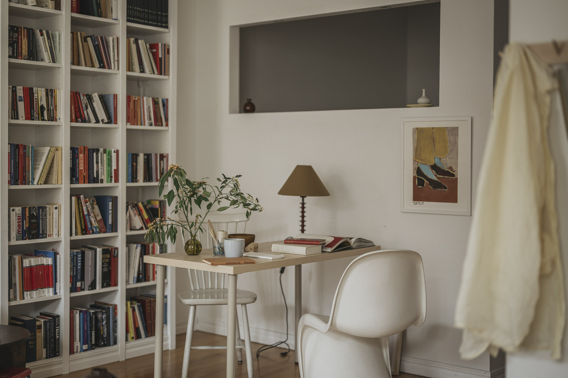 espace bureau dans salon décoration scandinave appartement 50m2