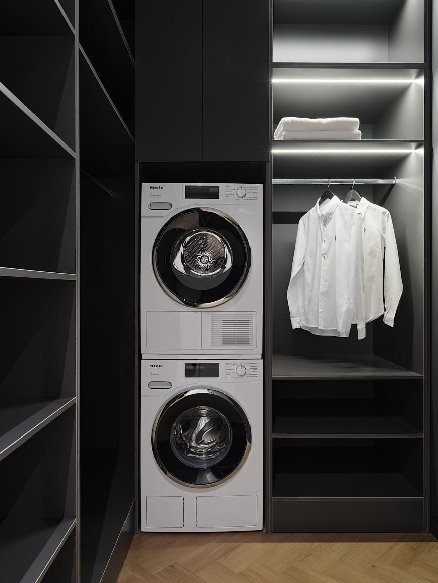 dressing noir avec espace buanderie dressing noir avec espace buanderie