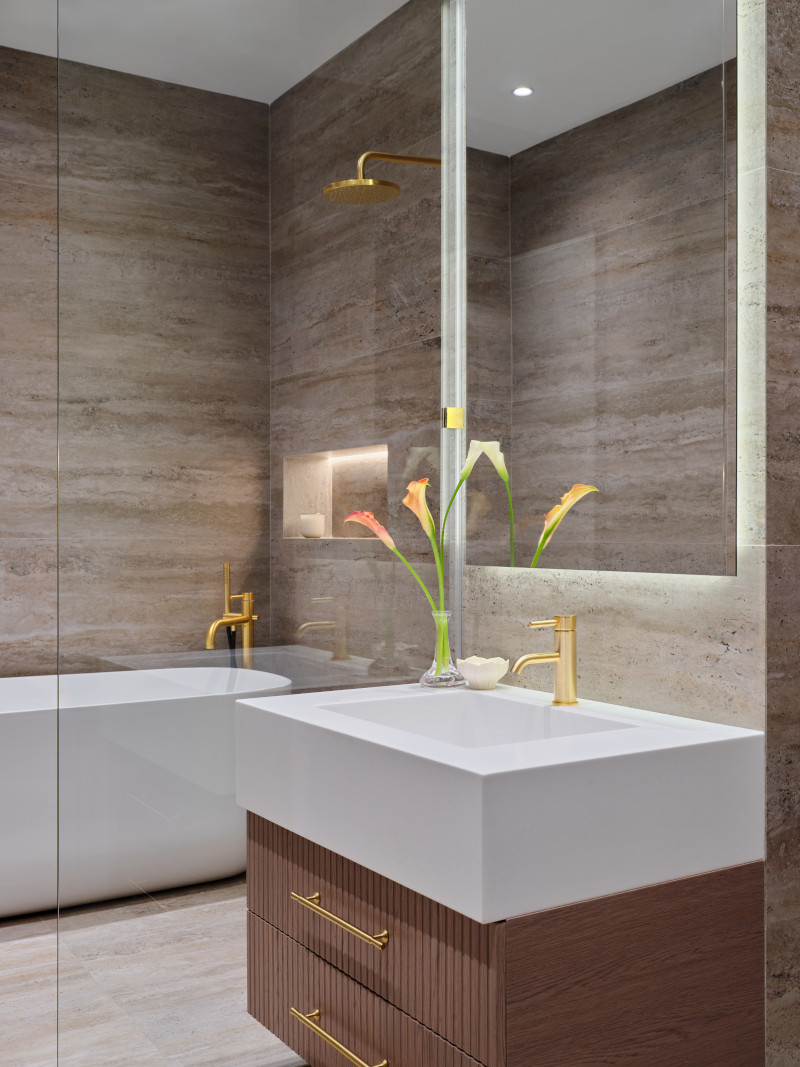 salle de bain design travertin avec baignoire îlot salle de bain design travertin avec baignoire îlot
