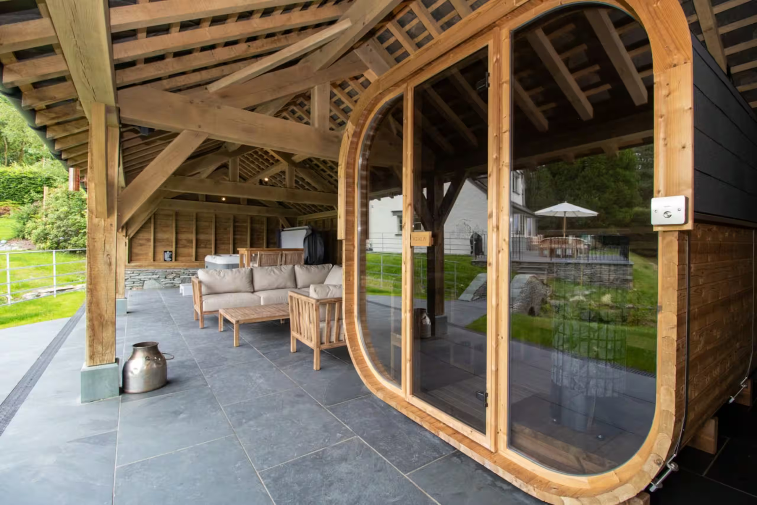 préau avec sauna