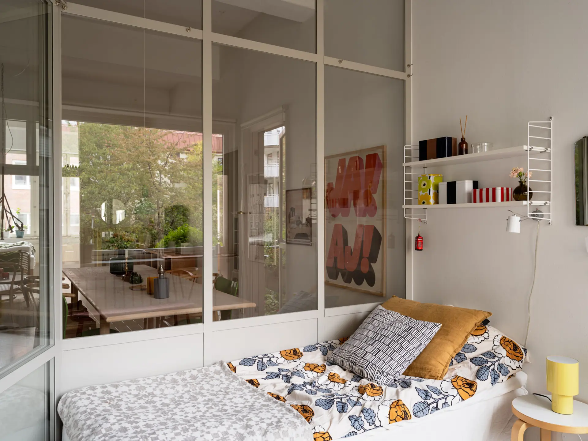 chambre avec verrière blanche décoration scandinave