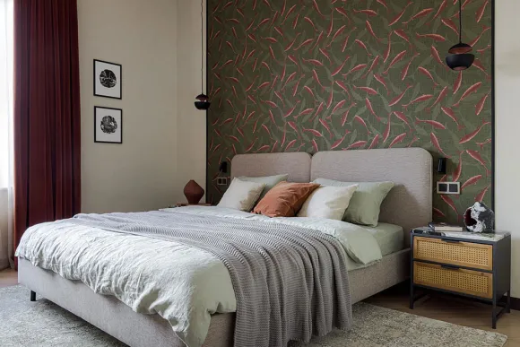 chambre avec papier-peint poisson