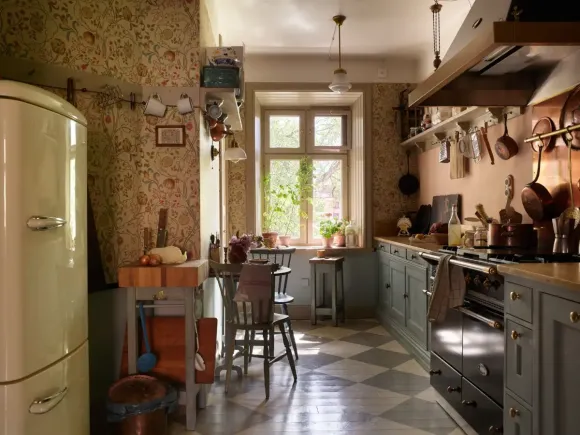 cuisine verte néo rustique papier-peint William Morris Mary Isobel décoration scandinave