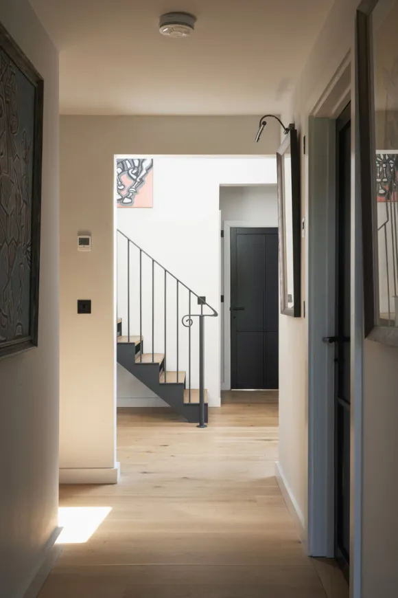 escalier bois et métal noir