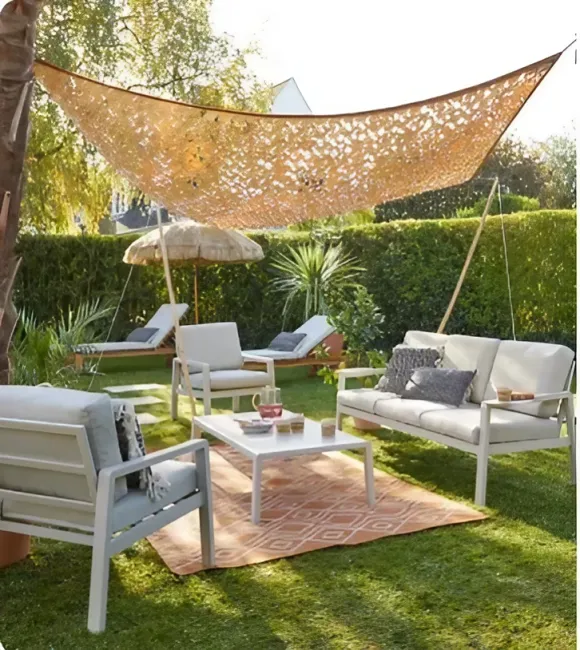 jardin avec voile d'ombrage