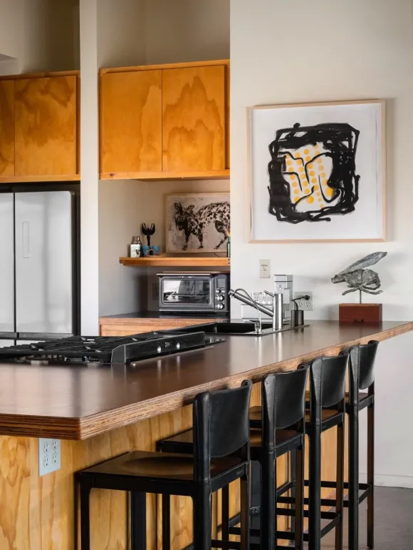 cuisine avec bar décoration mid-century maison Marfa
