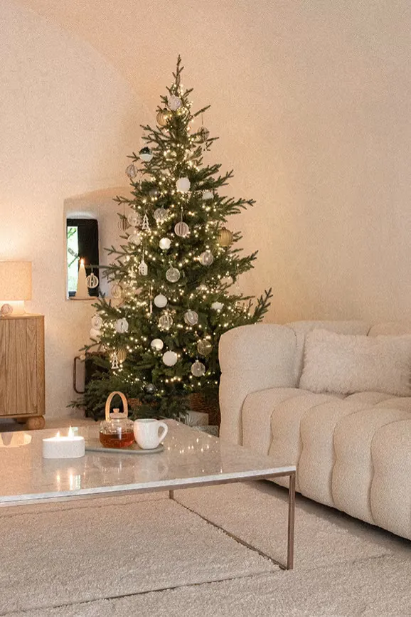 salon décoration épurée Noël Maisons du Monde