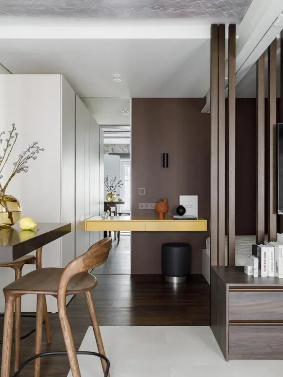 salon et espace chambre séparé dans studio 35m2 décoration contemporaine