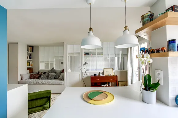 studio aménagé et transformé en deux pièces à Paris