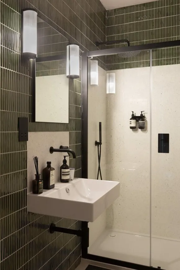 salle de bain maison de ville écoresponsable The Arbour Londres décoration vintage