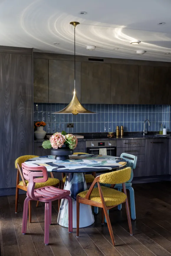 cuisine et salle à manger trois-pièces design de 66m2 décoration colorée par architecte