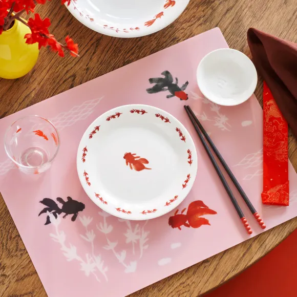 vaisselle carpe koï rouge et blanche