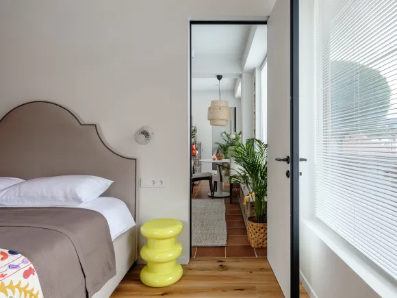 bedroom classic chic style