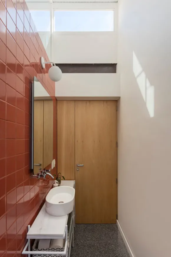 salle de bain design corail