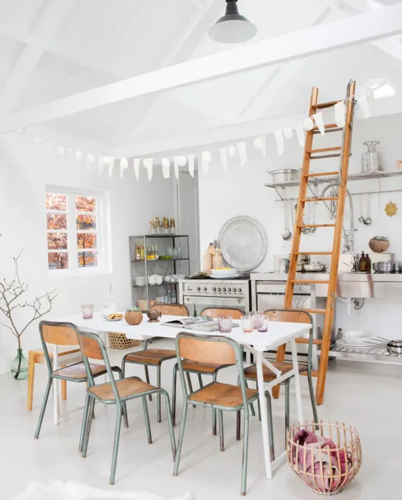 cuisine avec poutres décoration contemporaine