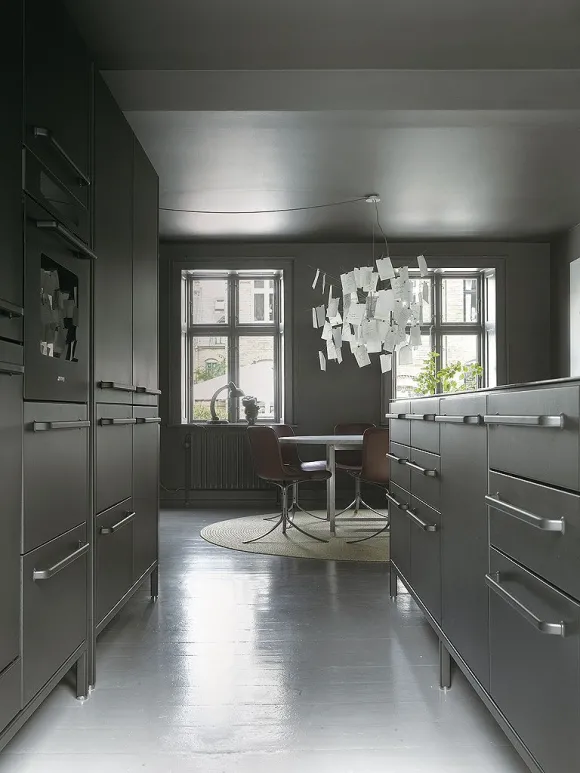 cuisine design noire Vipp