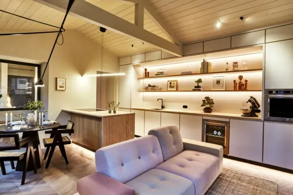 salon et cuisine ouverte maison bois préfabriquée 60m2