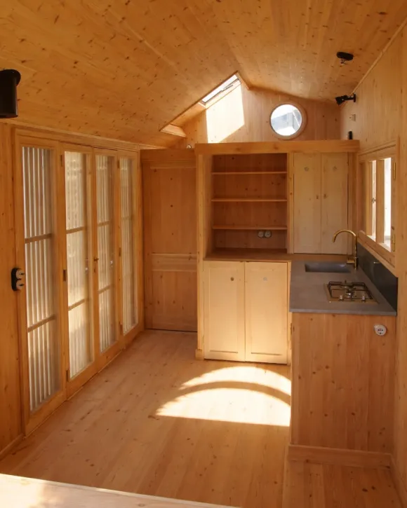 intérieur mini maison mobile Rata
