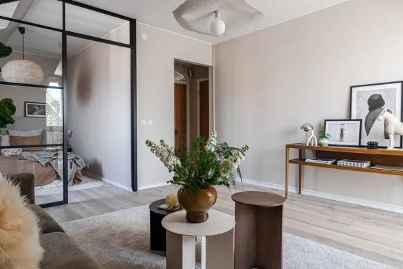 salon avec chambre verrière