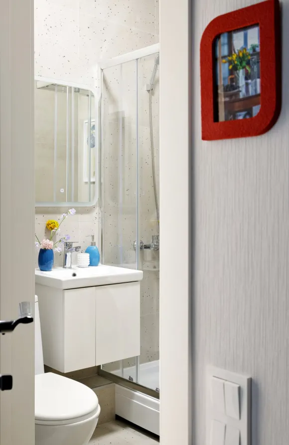 salle de bain blanche