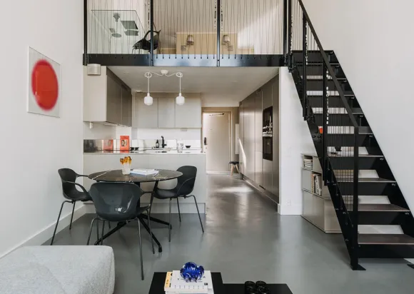 salon et cuisine mini loft 52m2 en duplex décoration design